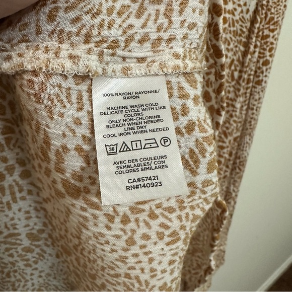 Loft Animal Print Peasant Blouse Medium neutral boho effortless feminine - Picture 8 of 11